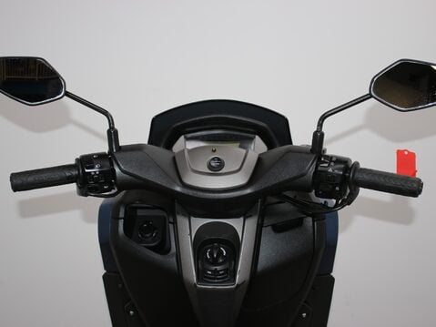 Yamaha Nmax 125 GPD125-A ABS 14