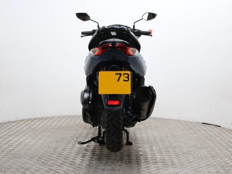Yamaha Nmax 125 GPD125-A ABS 11