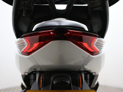 Yamaha Nmax 125 GPD125-A ABS 41