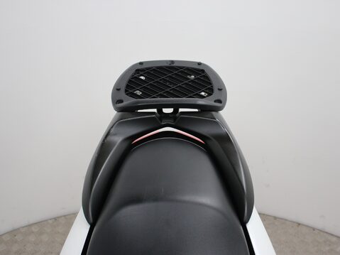 Yamaha Nmax 125 GPD125-A ABS 23