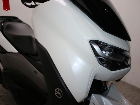 Yamaha Nmax 125 GPD125-A ABS 17