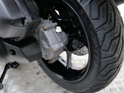 Yamaha Nmax 125 GPD125-A ABS 20