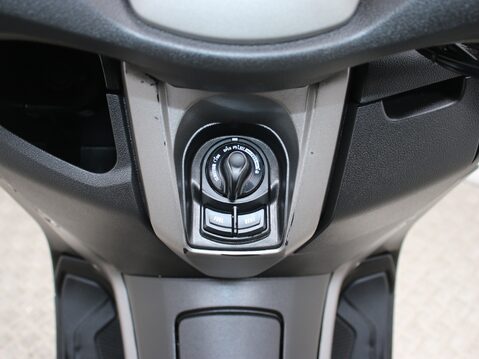 Yamaha Nmax 125 GPD125-A ABS 30