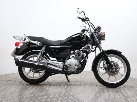 Yamaha YBR125 Custom YBR 125 CUSTOM