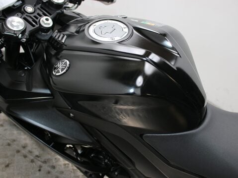 Yamaha R125 YZF 125-A 25