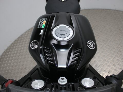 Yamaha R125 YZF 125-A 37