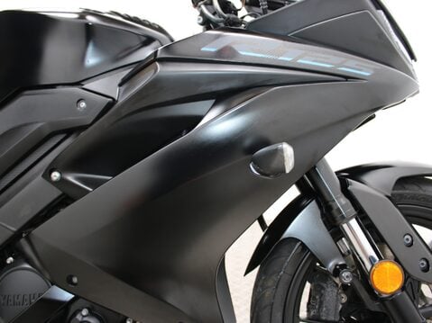 Yamaha R125 YZF 125-A 30