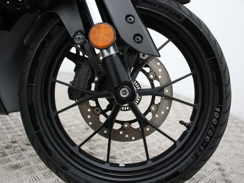 Yamaha R125 YZF 125-A 29