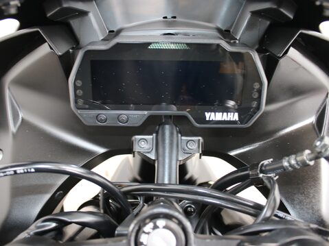 Yamaha R125 YZF 125-A 18