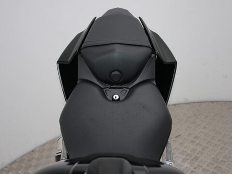 Yamaha R125 YZF 125-A 36