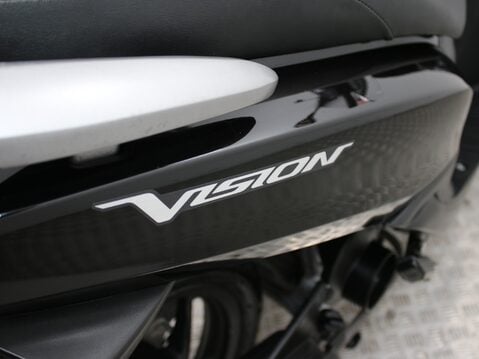 Honda Vision NSC50 NSC 50 WH-C 25