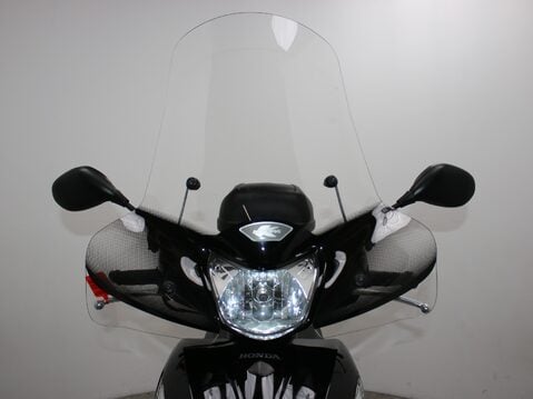 Honda Vision NSC50 NSC 50 WH-C 17