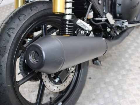 Royal Enfield Interceptor 650 33