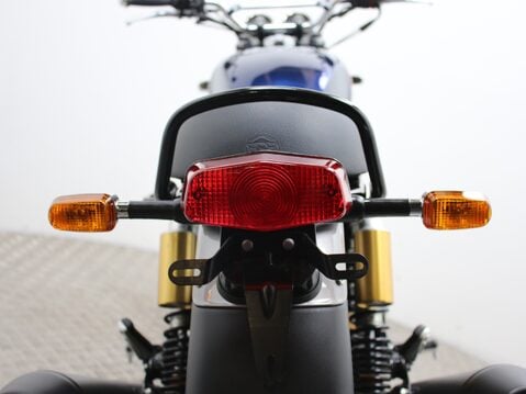 Royal Enfield Interceptor 650 34