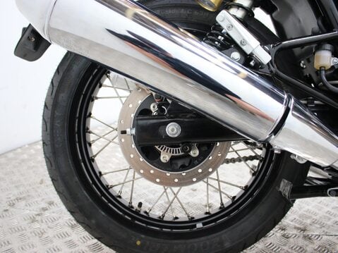 Royal Enfield Interceptor 650 15