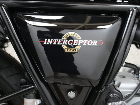 Royal Enfield Interceptor 650 34