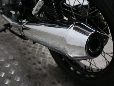 Royal Enfield Interceptor 650 35