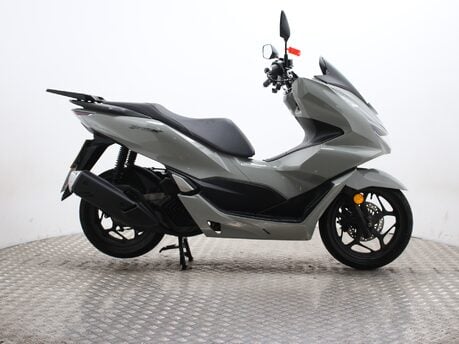 Honda PCX125 WW 125 A-PED 23