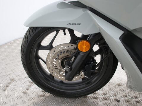 Honda PCX125 WW 125 A-PED 23 23