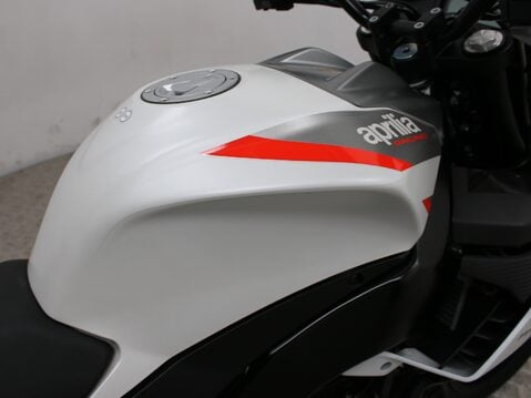 Aprilia Tuono TUONO 125 22
