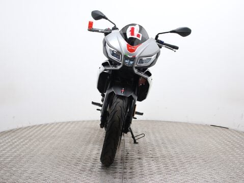 Aprilia Tuono TUONO 125 5