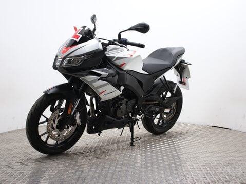 Aprilia Tuono TUONO 125 6