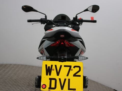 Aprilia Tuono TUONO 125 31