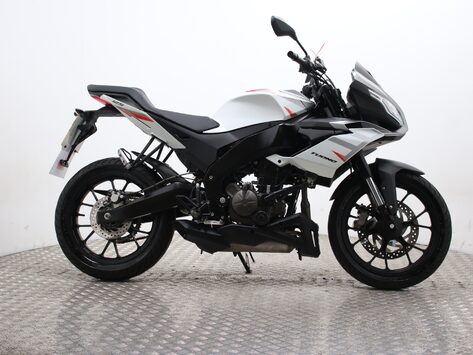 Aprilia Tuono TUONO 125