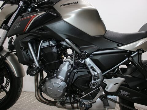 Kawasaki Z650 ER 650 HHF 26