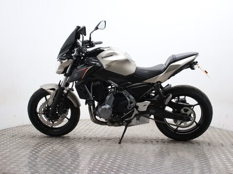 Kawasaki Z650 ER 650 HHF 8