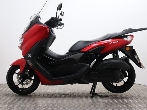 Yamaha Nmax 125 GPD125-A ABS 8