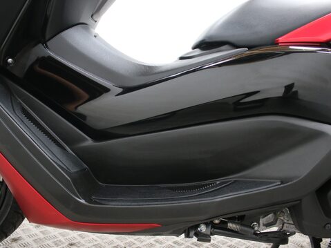 Yamaha Nmax 125 GPD125-A ABS 20