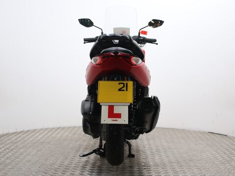Yamaha Nmax 125 GPD125-A ABS 11