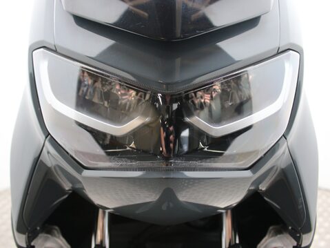 Yamaha Nmax 125 GPD125-A ABS 40