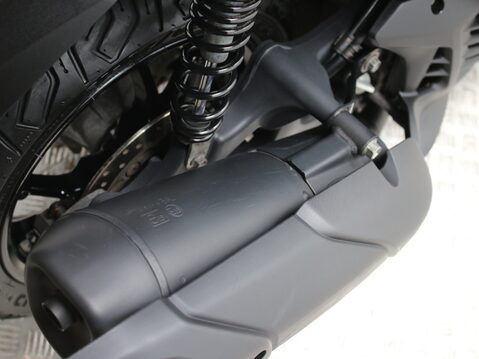 Yamaha Nmax 125 GPD125-A ABS 21