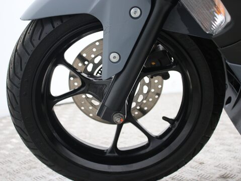 Yamaha Nmax 125 GPD125-A ABS 23