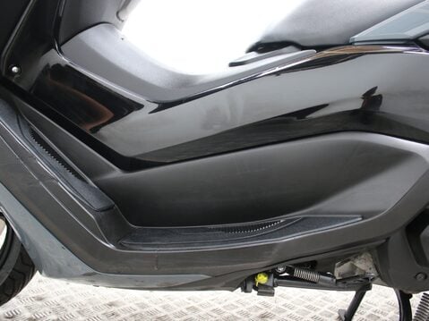 Yamaha Nmax 125 GPD125-A ABS 33