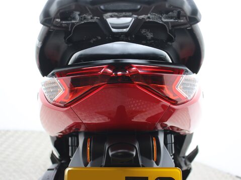 Yamaha Nmax 125 GPD125-A ABS 24