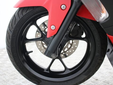 Yamaha Nmax 125 GPD125-A ABS 17