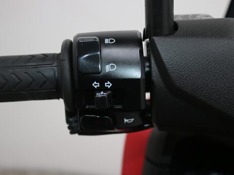 Yamaha Nmax 125 GPD125-A ABS 28