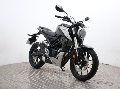 Honda CB125R CBF 125 NA-J 3