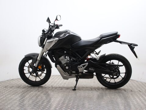 Honda CB125R CBF 125 NA-J 8