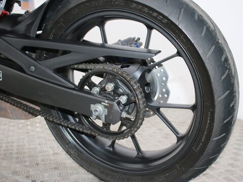 Honda CB125R CBF 125 NA-J 28