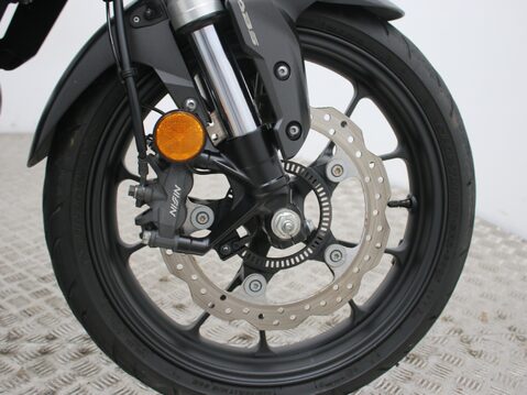 Honda CB125R CBF 125 NA-J 20