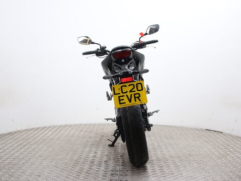 Honda CB125R CBF 125 NA-J 11