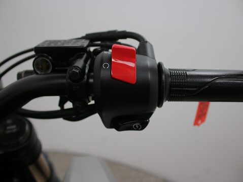 Honda CB125R CB 125 F NA-M 24