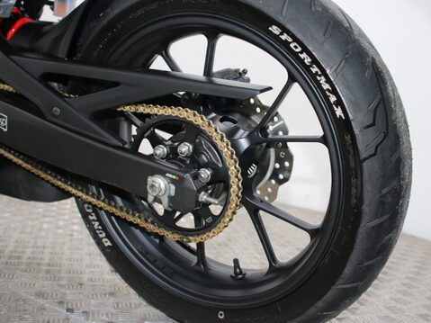 Honda CB125R CBF 125 NA-J 24