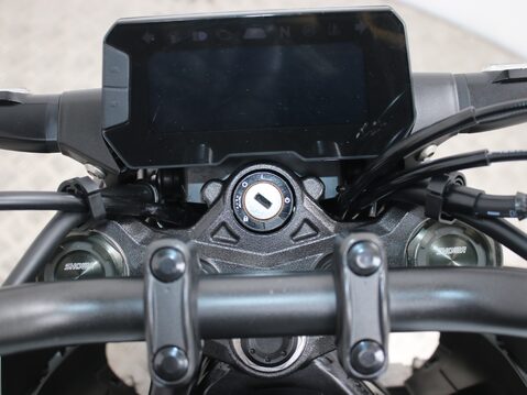 Honda CB125R CBF 125 NA-J 30