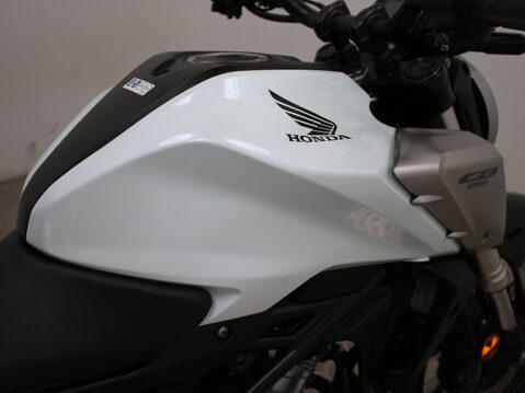 Honda CB125R CBF 125 NA-J 27