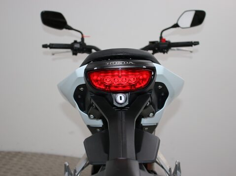 Honda CB125R CBF 125 NA-J 25